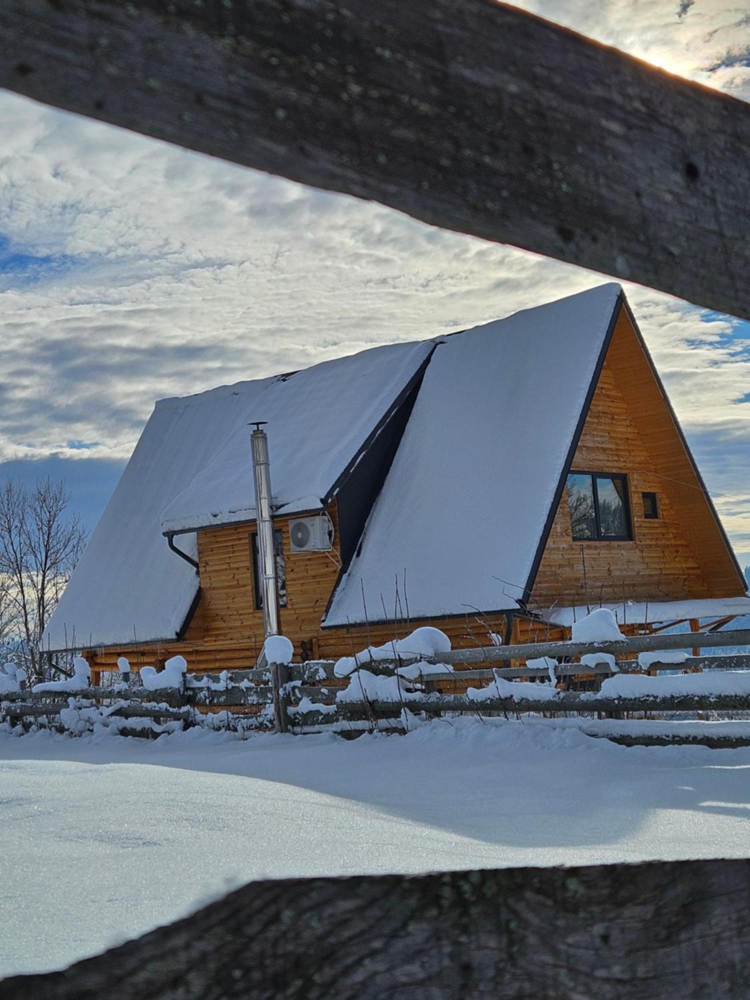 Cabana Miya Matisesti Exteriör bild